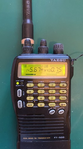 Yaesu 530 bibanda vhf - yaesu,